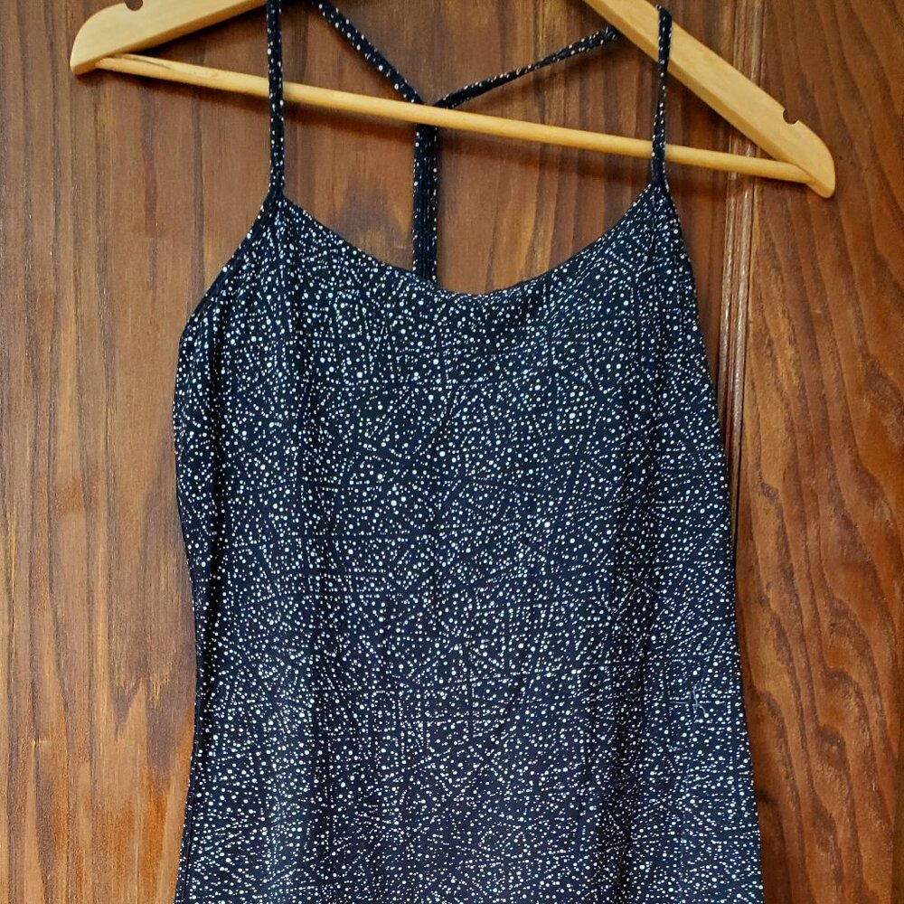 Lulu Lemon dotted racerback Tank Top Size 8 Black and White